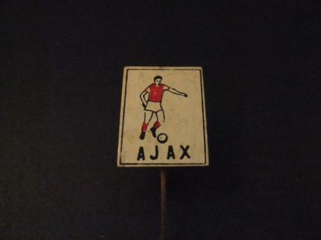 AJAX Amsterdam voetbalclub ( speler aan de bal)
